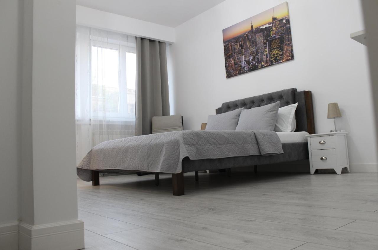 Luxury City Center Apartment - Bucharest Railways Station ภายนอก รูปภาพ