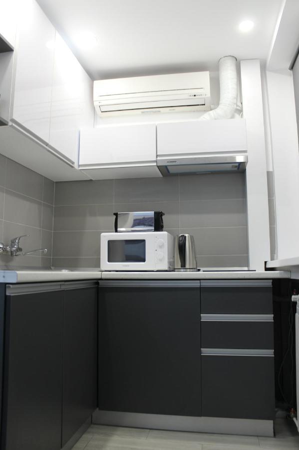 Luxury City Center Apartment - Bucharest Railways Station ภายนอก รูปภาพ